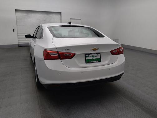 Summit White 2023 Chevrolet Malibu 1LS