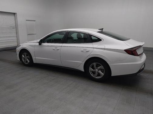 Quartz White 2022 Hyundai SONATA SE