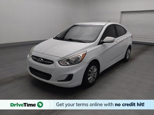 Century White 2016 Hyundai Accent SE