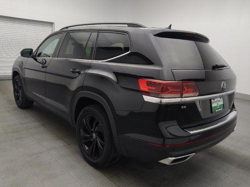 Deep Black Pearl 2022 Volkswagen Atlas 2.0T SE w/Technology
