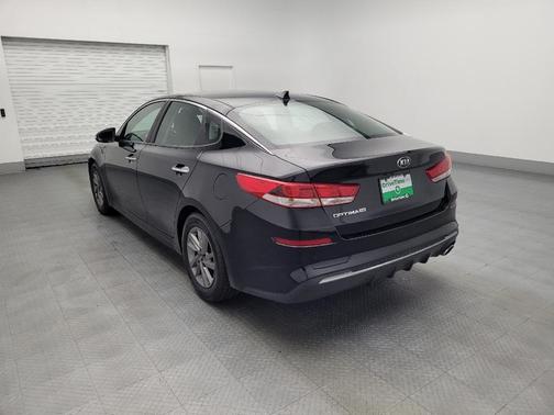 2020 Kia Optima LX