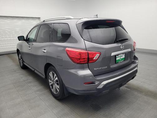 2019 Nissan Pathfinder SL