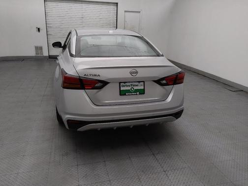Brilliant Silver Metallic 2025 Nissan Altima 2.5 SV