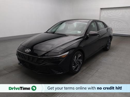 2025 Hyundai ELANTRA SEL