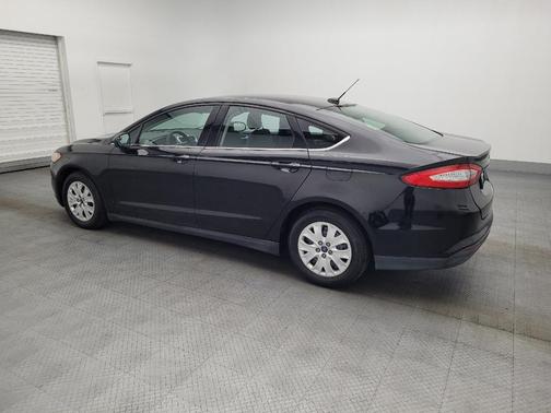 2013 Ford Fusion S