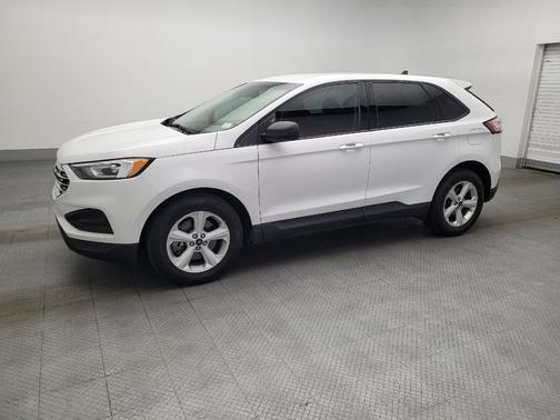 Oxford White 2020 Ford Edge SE