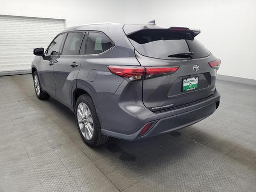 Magnetic Gray Metallic 2020 Toyota Highlander Limited