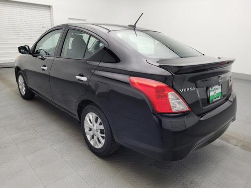 Super Black 2018 Nissan Versa 1.6 SV