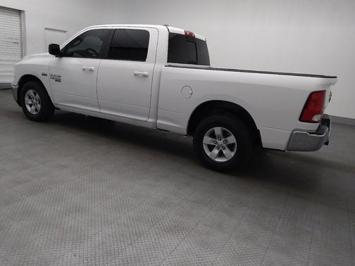 2019 RAM 1500 SLT