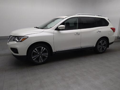 2019 Nissan Pathfinder Platinum