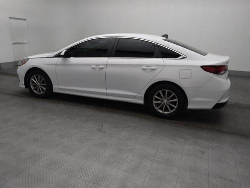 2018 Hyundai SONATA SE