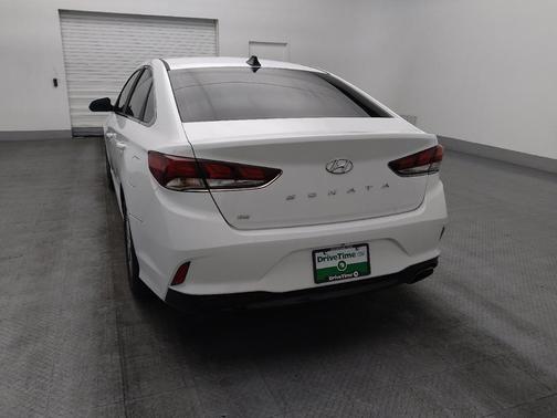 2018 Hyundai SONATA SE