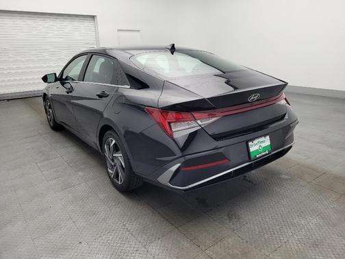 2025 Hyundai ELANTRA SEL