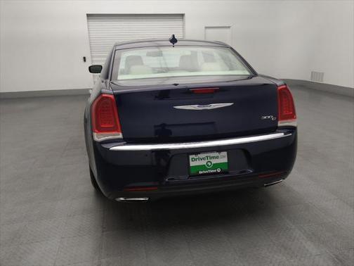 2016 Chrysler 300C Base
