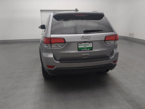 2020 Jeep Grand Cherokee Laredo
