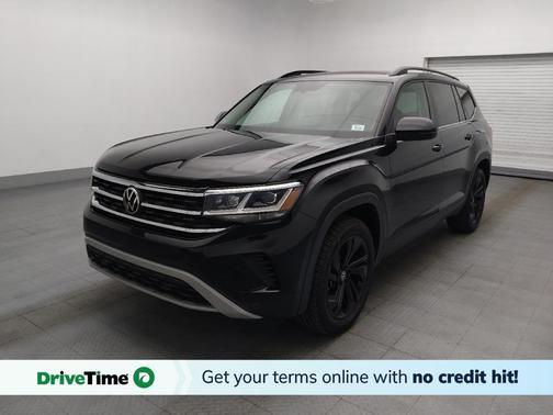 Deep Black Pearl 2022 Volkswagen Atlas 3.6L SE w/Technology