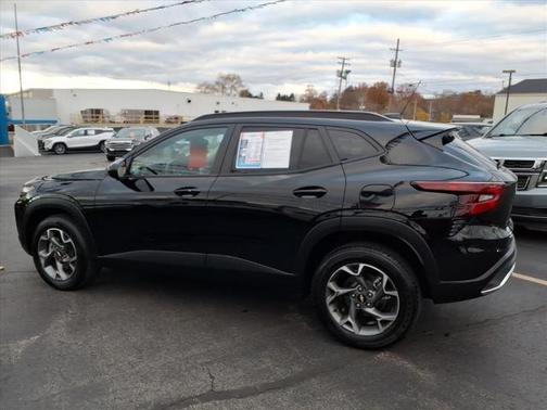 2024 Chevrolet Trax LT