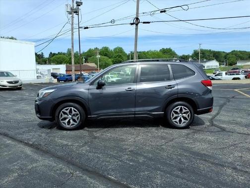 Magnetite Gray Metallic 2021 Subaru Forester Premium