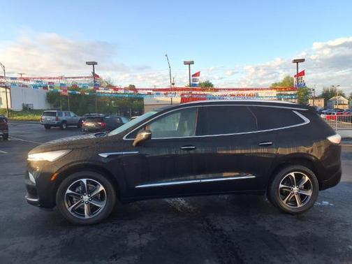 2022 Buick Enclave Essence