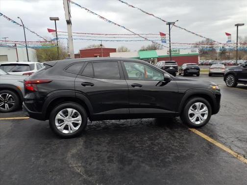 2024 Chevrolet Trax LS