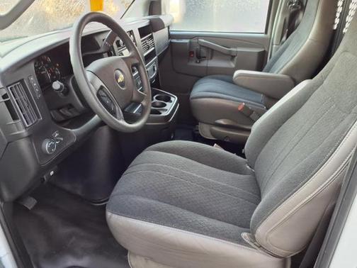 2023 Chevrolet Express 2500 Work Van