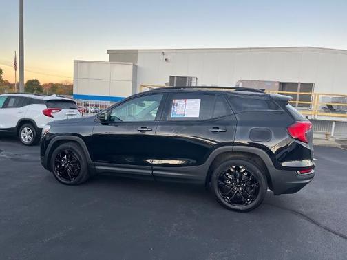 2021 GMC Terrain SLT