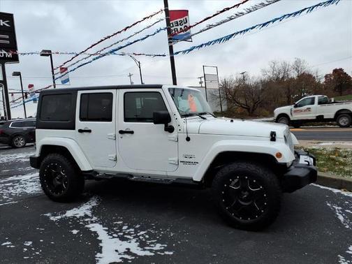 2016 Jeep Wrangler Unlimited Sahara