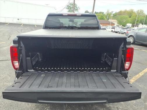 Silver 2023 GMC Sierra 1500 Elevation