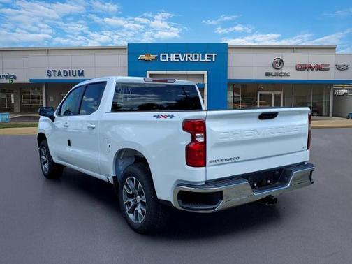 Summit White 2026 Chevrolet Silverado 1500 LT