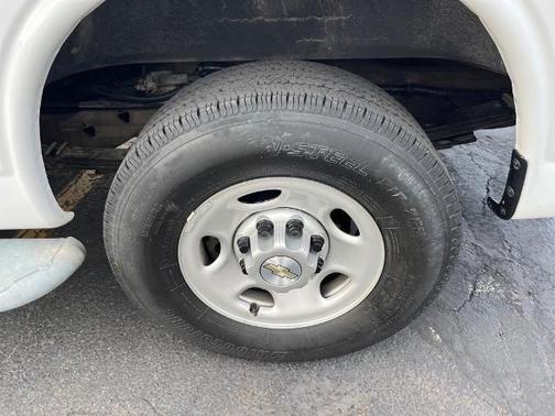 2023 Chevrolet Express 2500 Work Van