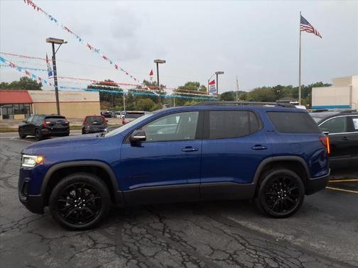 2023 GMC Acadia SLE