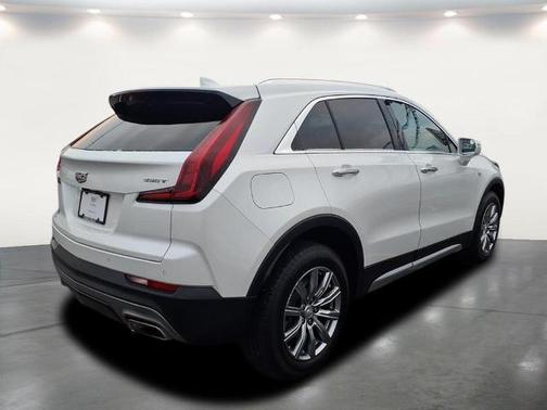 2021 Cadillac XT4 Premium Luxury