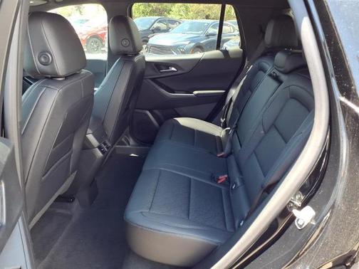 Mosaic Black Metallic 2026 Chevrolet Equinox LT