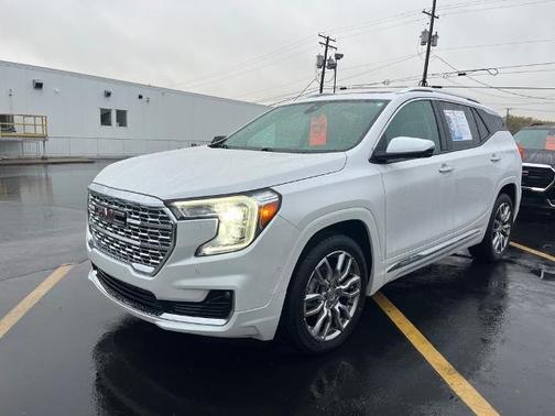 2023 GMC Terrain Denali
