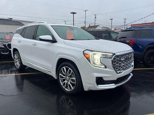 2023 GMC Terrain Denali
