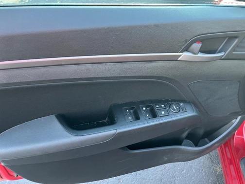 2017 Hyundai ELANTRA Value Edition