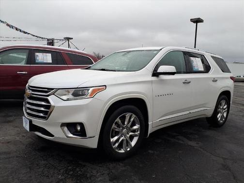 Iridescent Pearl Tricoat 2019 Chevrolet Traverse High Country