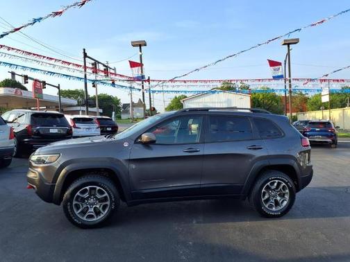 2020 Jeep Cherokee Trailhawk
