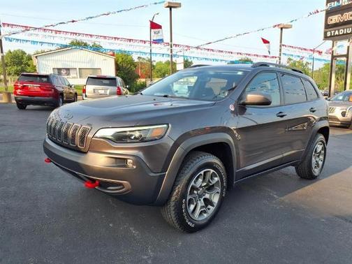 2020 Jeep Cherokee Trailhawk