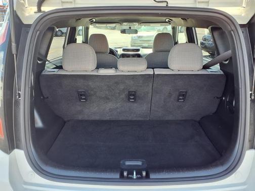 Clear White 2017 Kia Soul Base