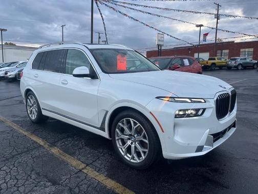 2025 BMW X7 xDrive40i