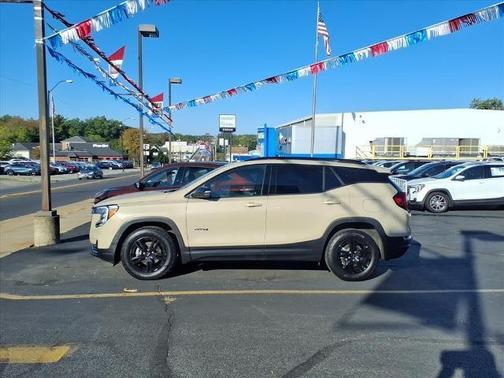 2022 GMC Terrain AT4