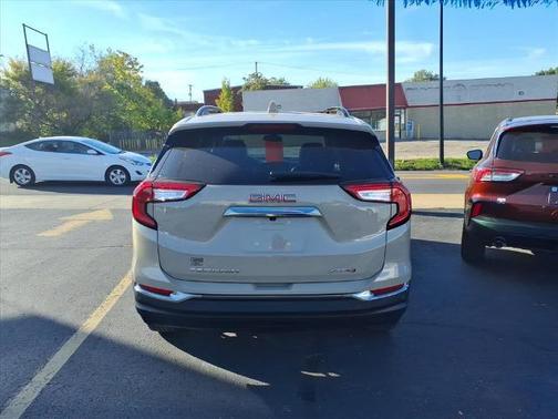 2022 GMC Terrain AT4