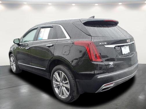 Stellar Black Metallic 2024 Cadillac XT5 Premium Luxury