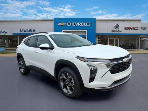 Summit White 2026 Chevrolet Trax LT