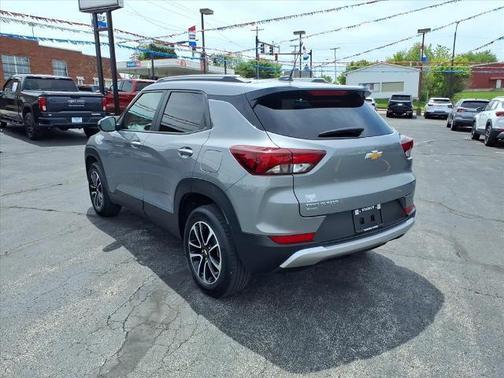 Sterling Gray Metallic 2025 Chevrolet Trailblazer LT