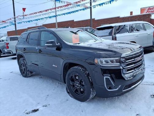 2023 GMC Acadia AT4