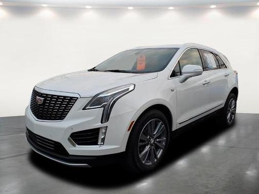 Crystal White Tri-Coat 2024 Cadillac XT5 Premium Luxury