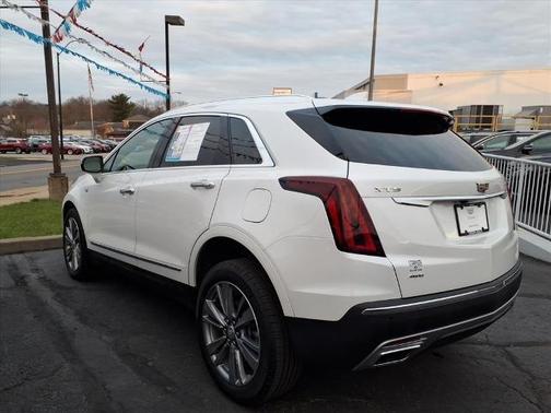 Crystal White Tri-Coat 2024 Cadillac XT5 Premium Luxury