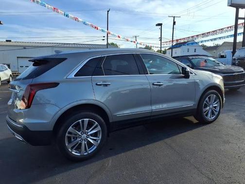 2023 Cadillac XT5 Premium Luxury